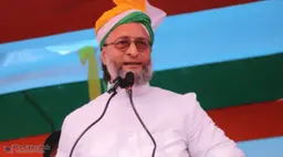 Asaduddin Owaisi addressing a public rally in Bihar amid political controversy over infiltration claims