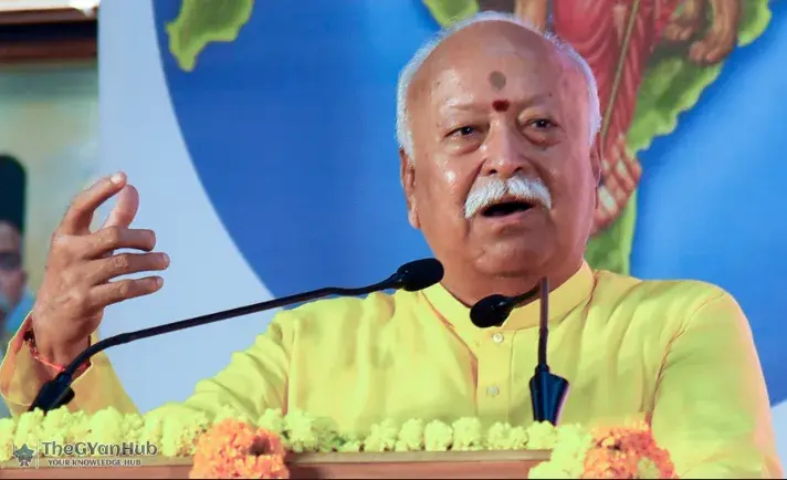 RSS chief Mohan Bhagwat speaking at an event where he stated, ‘There is no Ahindu in India